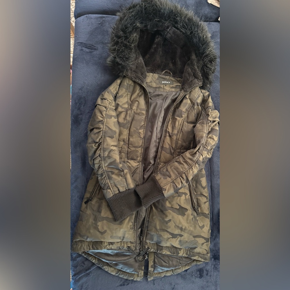 DKNY Faux-Fur-Trim Camo-Print Puffer Coat